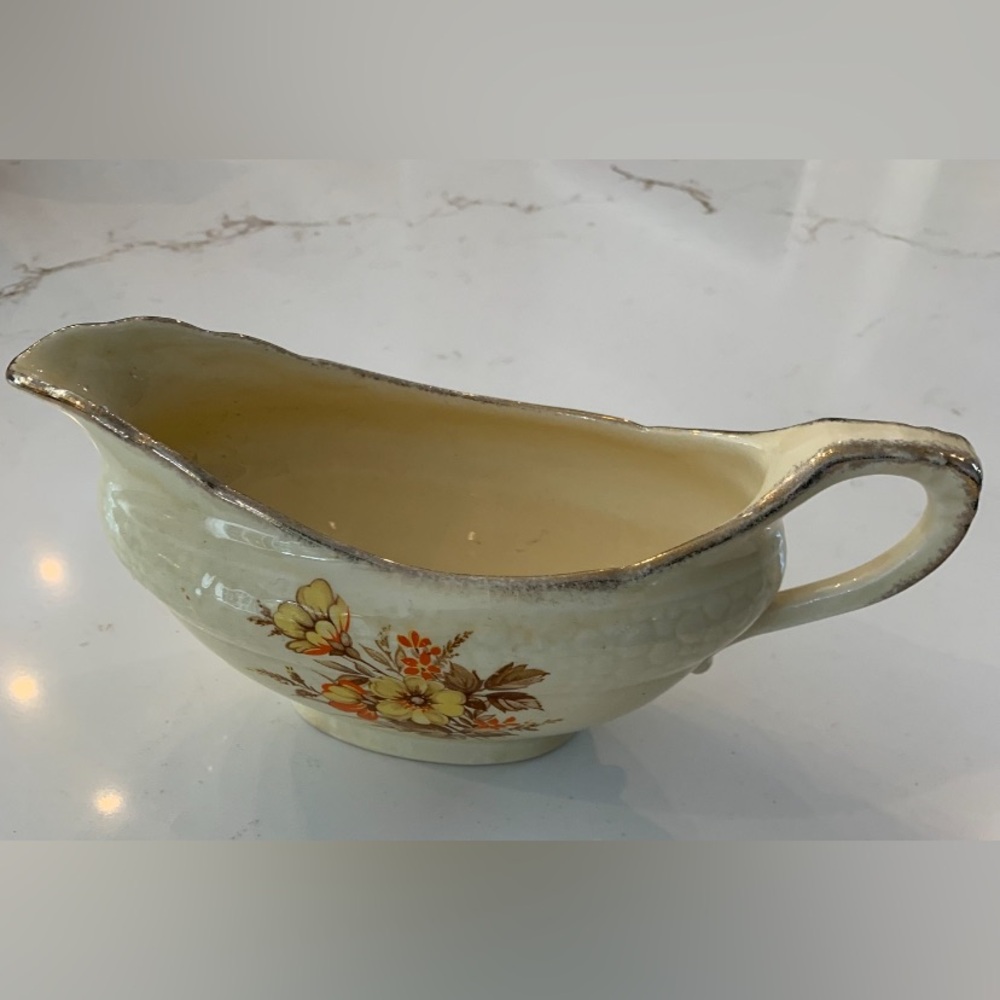 Sunshine Sol Gravy Bowl J&G Meakin England Crown Fall Florals.
